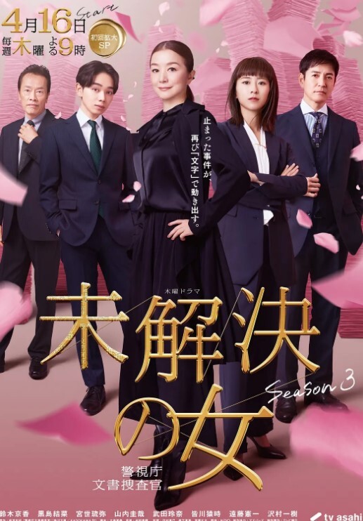 TUSHY撩人女演员艾米丽被她的两位联合主演【Tushy】 - 奶糖视频
